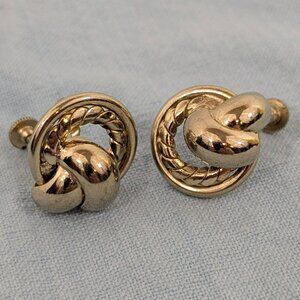 Small vintage round silver screw-back earrings